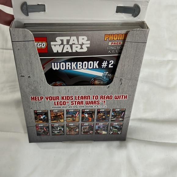 NWOT Star Wars Lego Phonics Books - Picture 5 of 6
